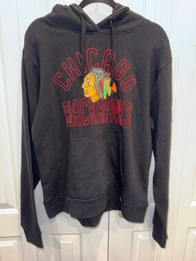 Chicago Blackhawks Men's Black Hoodie Sweatshirt